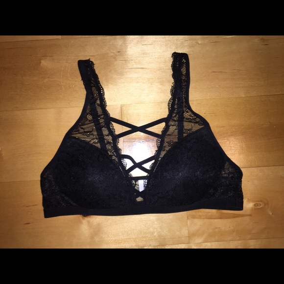 PINK Victoria's Secret Other - NWOT Black Lace Lingerie Bralette